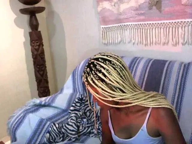 Live sex webcam photo for Grezeldaa #277548106