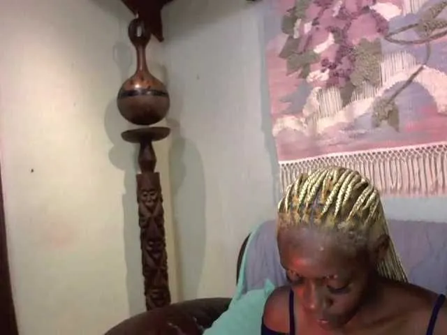 Live sex webcam photo for Grezeldaa #277703522