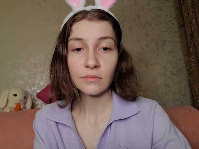 Live sex webcam photo for GrlNextDoor #272783045