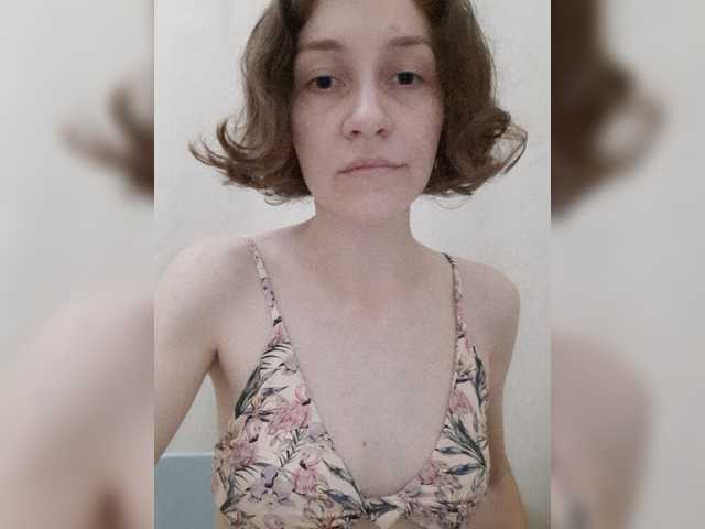 Live sex webcam photo for GrlNextDoor #275703581