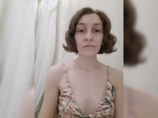 Live sex webcam photo for GrlNextDoor #275945929