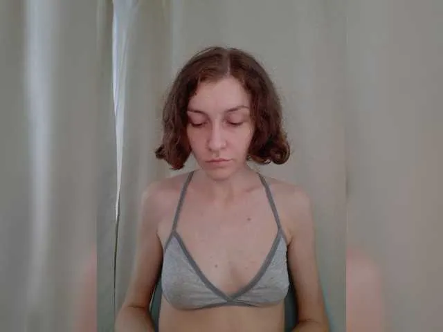 Live sex webcam photo for GrlNextDoor #276042058