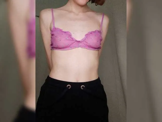 Live sex webcam photo for GrlNextDoor #276301951