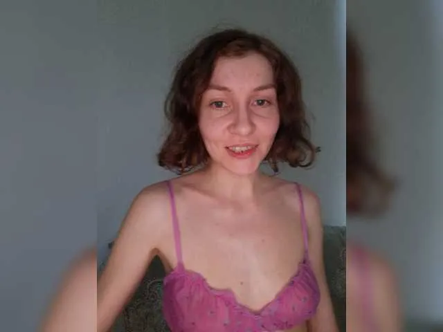 Live sex webcam photo for GrlNextDoor #276390217