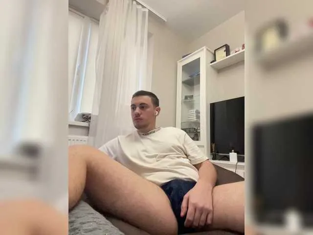 Live sex webcam photo for Guard22 #290684158