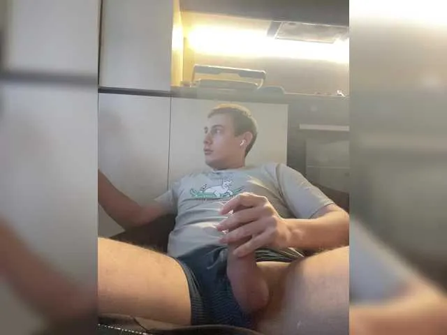 Live sex webcam photo for Guard22 #291175351