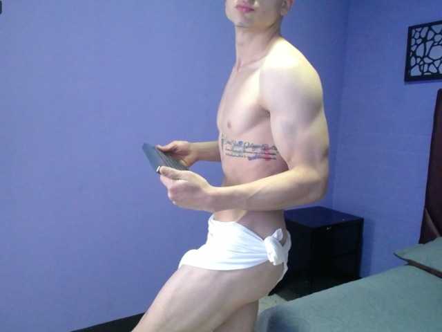 Live sex webcam photo for Gudrum- #276034156