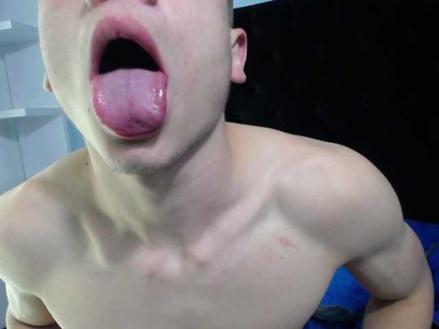 Live sex webcam photo for Gudrum- #276284819