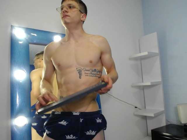 Live sex webcam photo for Gudrum- #276290500