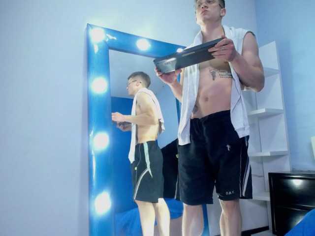 Live sex webcam photo for Gudrum- #276366838