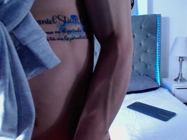 Live sex webcam photo for Gudrum- #276778818