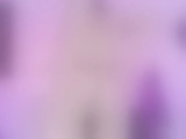 Live sex webcam photo for Gwonteer #273457798