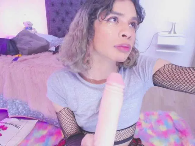 Live sex webcam photo for Gwonteer #274351094