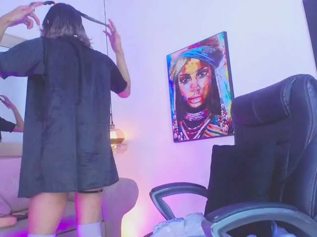 Live sex webcam photo for Gwonteer #274448382