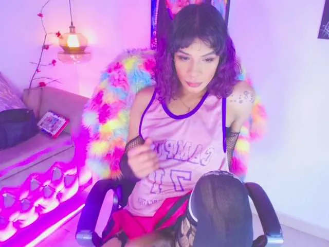 Live sex webcam photo for Gwonteer #274583662