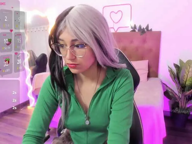 Live sex webcam photo for HANNI-TAY #291734449