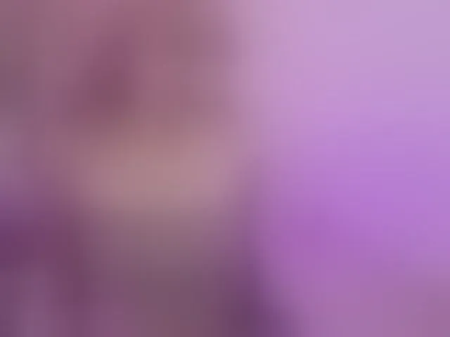 Live sex webcam photo for HANNI-TAY #292357876