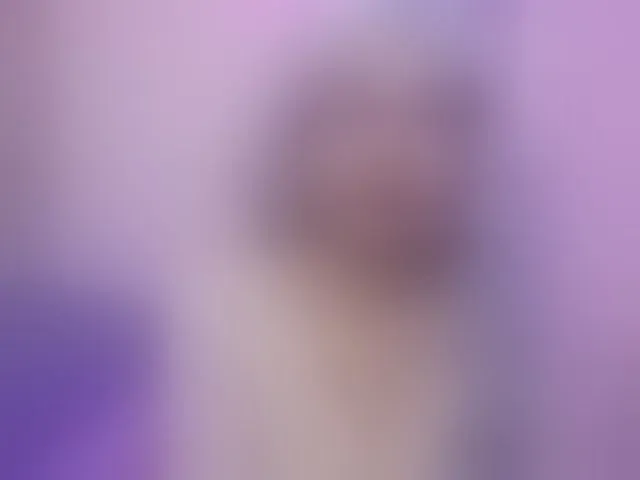 Live sex webcam photo for HANNI-TAY #292697104