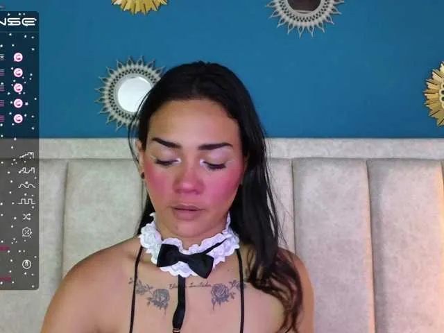 Live sex webcam photo for HANNIE-CASTLE #275557948