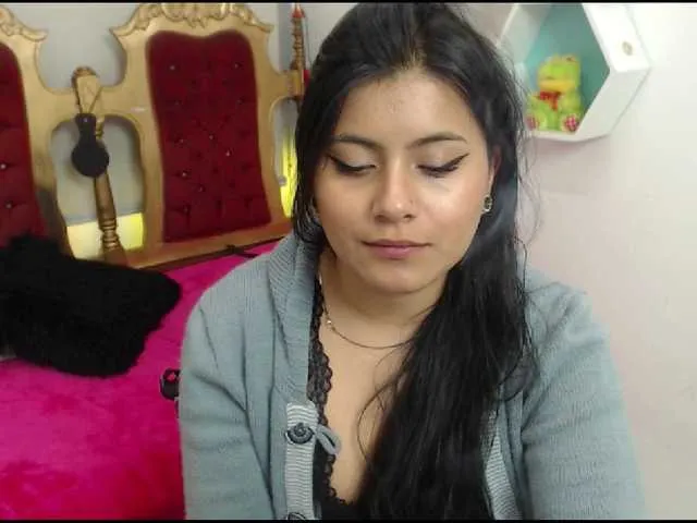 Live sex webcam photo for HONEYMIA #273156897