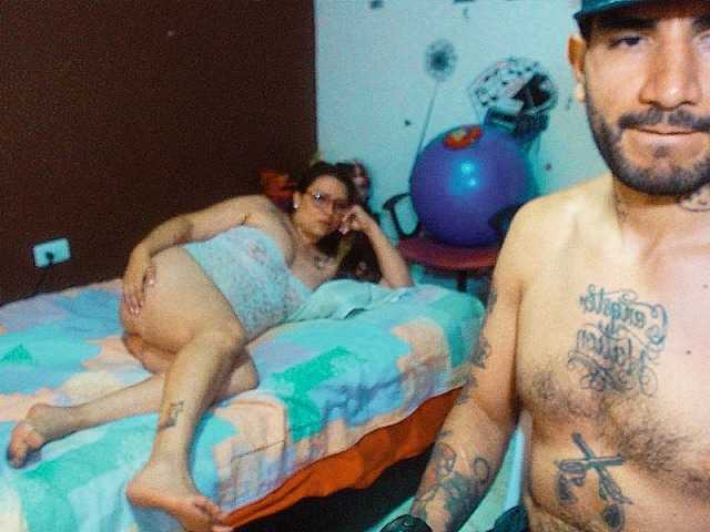 Live sex webcam photo for HONNEYDUO777 #275990817