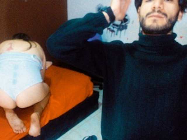 Live sex webcam photo for HONNEYDUO777 #276050299