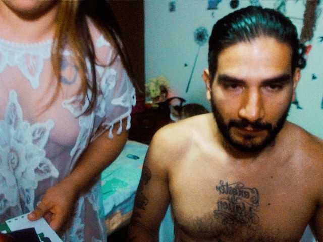 Live sex webcam photo for HONNEYDUO777 #276130257