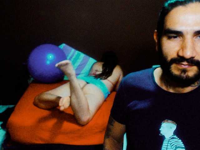 Live sex webcam photo for HONNEYDUO777 #276476586