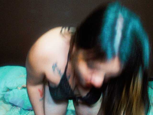 Live sex webcam photo for HONNEYDUO777 #276583284