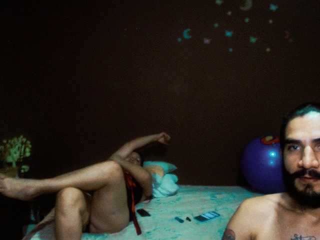 Live sex webcam photo for HONNEYDUO777 #276610051