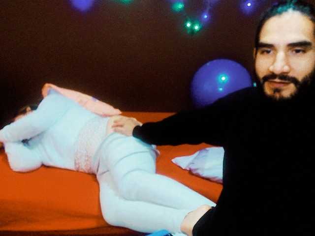 Live sex webcam photo for HONNEYDUO777 #276717411