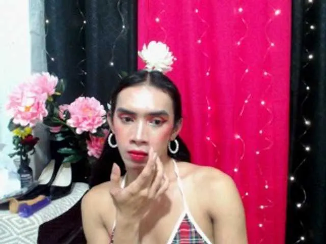 Live sex webcam photo for HORNYtsJHANA #291058716