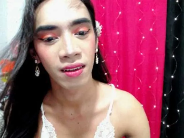 Live sex webcam photo for HORNYtsJHANA #291227956