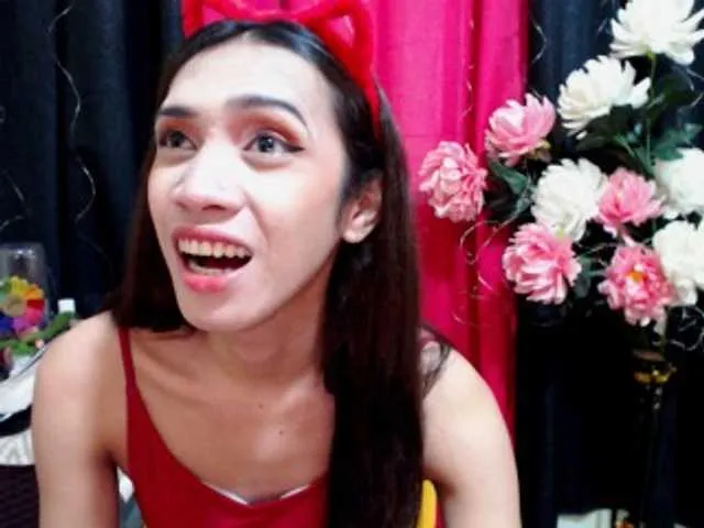 Live sex webcam photo for HORNYtsJHANA #292337755