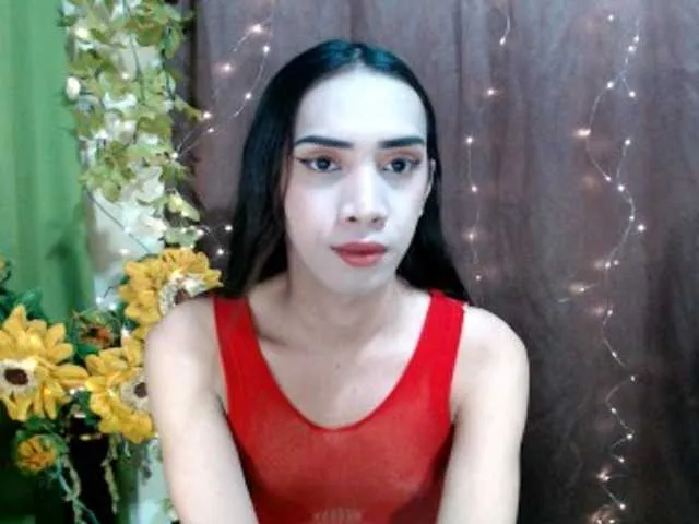 Live sex webcam photo for HORNYtsJHANA #292365015