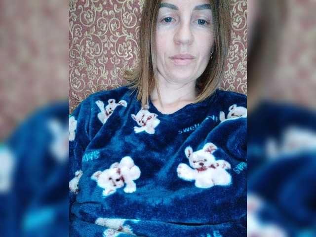 Live sex webcam photo for HOT-WOMAN #277874512