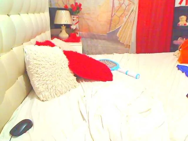 Live sex webcam photo for HOTLILLIE #291232881