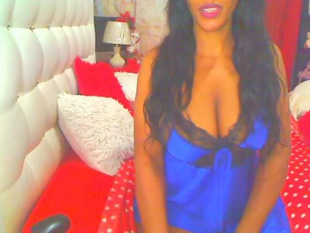 Live sex webcam photo for HOTLILLIE #291362317