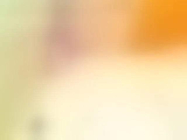 Live sex webcam photo for HOTLILLIE #293578171