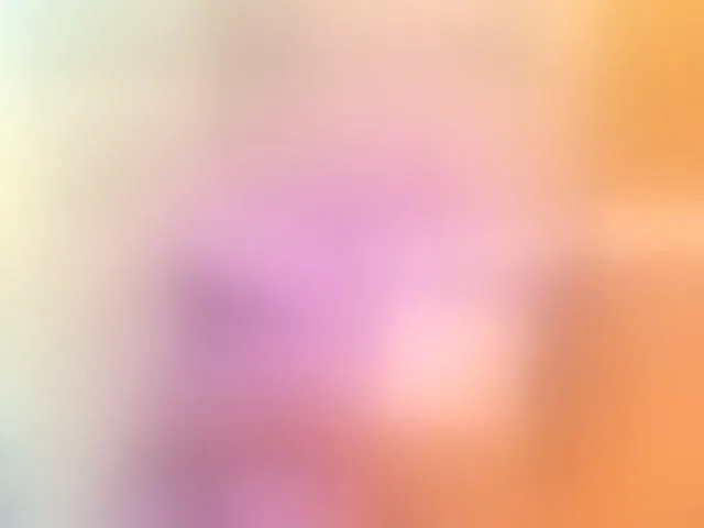 Live sex webcam photo for HOTLILLIE #293944203