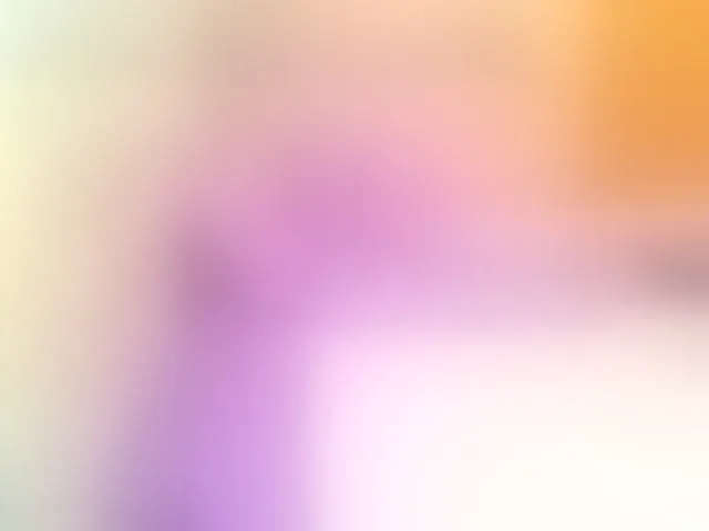 Live sex webcam photo for HOTLILLIE #293948204