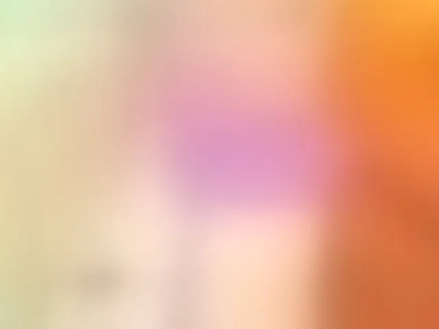 Live sex webcam photo for HOTLILLIE #294207692