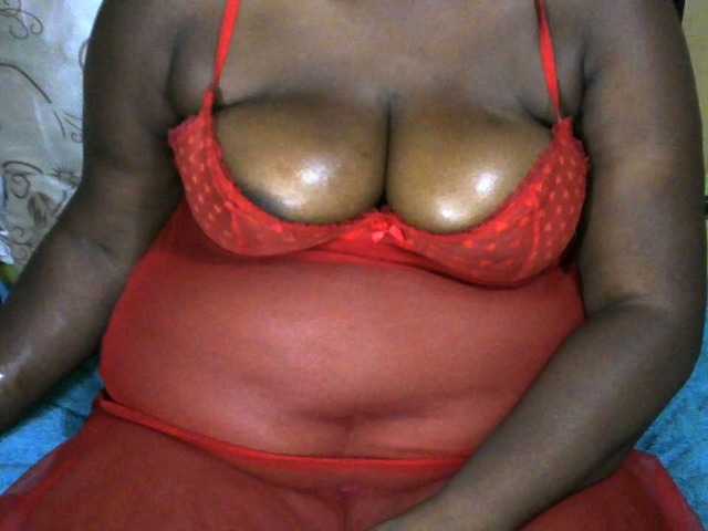 Live sex webcam photo for HOTNIPPLESSXX #277207845