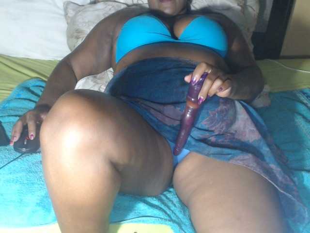 Live sex webcam photo for HOTNIPPLESSXX #277244731