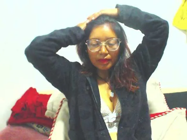 Live sex webcam photo for HOTTTSKIN #291855488