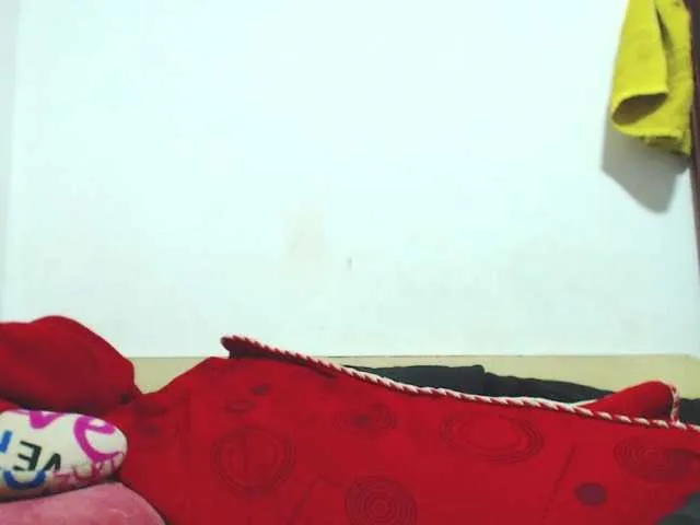 Live sex webcam photo for HOTTTSKIN #292198131