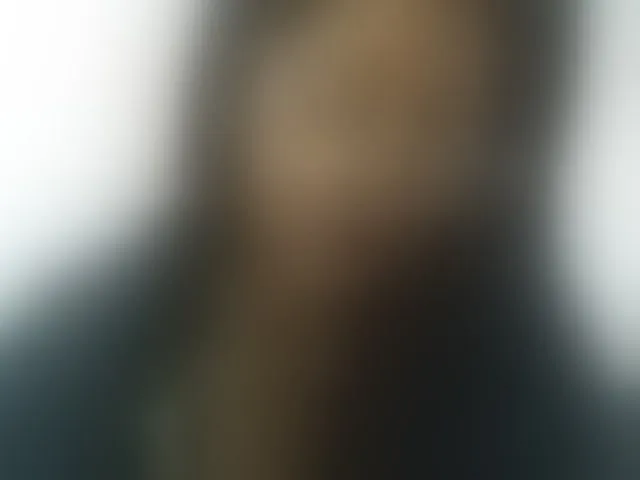 Live sex webcam photo for HOTTTSKIN #293497739