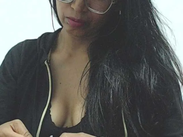 Live sex webcam photo for HOTTTSKIN #294033149