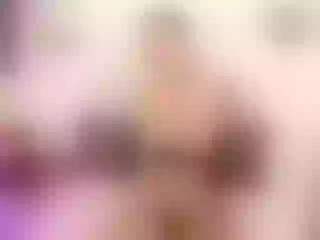 Live sex webcam photo for HOTbrunette69 #272800684