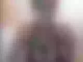Live sex webcam photo for HUGETITS90XX #155117947